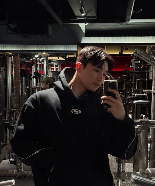 HYUNFIT（ヒョンフィット）の「REFLECTION TRACK HOODED-[BLACK]（パーカー・メンズ・その他・SMALL/MEDIUM/LARGE/X-LARGE）」の7枚目の写真