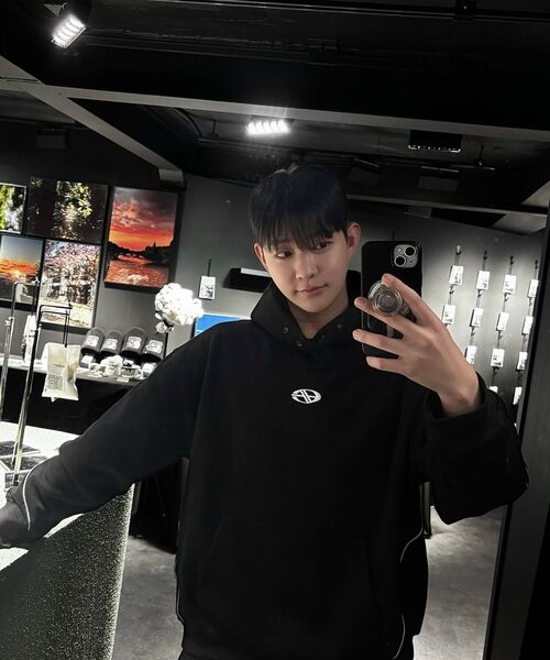 HYUNFIT（ヒョンフィット）の「REFLECTION TRACK HOODED-[BLACK]（パーカー・メンズ・その他・SMALL/MEDIUM/LARGE/X-LARGE）」の8枚目の写真