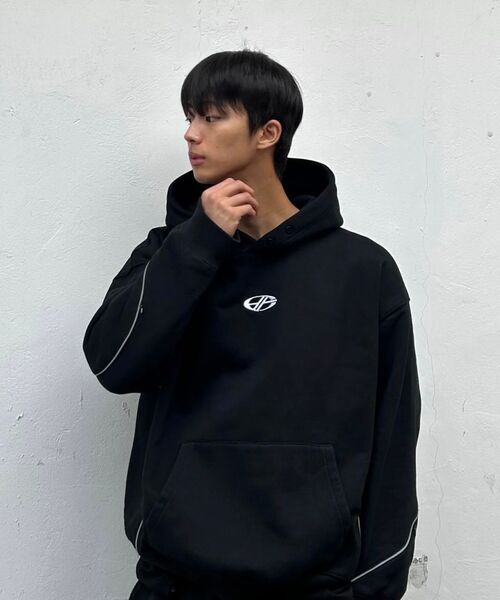 HYUNFIT（ヒョンフィット）の「REFLECTION TRACK HOODED-[BLACK]（パーカー・メンズ・その他・SMALL/MEDIUM/LARGE/X-LARGE）」の15枚目の写真