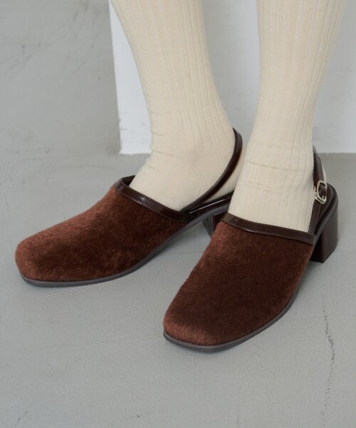 Kastane（カスタネ）の「ハラコパイピングヒール（その他シューズ・レディース・ブラウン/ブラック・38/36/37）」の9枚目の写真