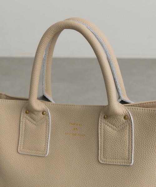 PUAL CE CIN（ピュアルセシン）の「【本革】レザートートバッグ（トートバッグ・レディース・ブラック/グレイッシュベージュ・FREE）」の21枚目の写真