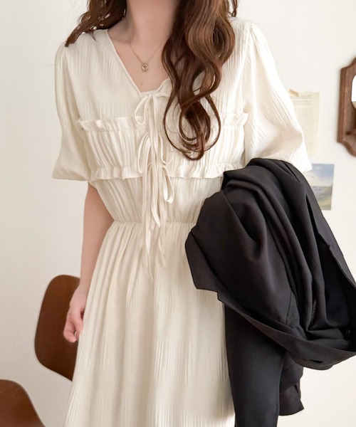 mily bilet(ミウィビレット)の「【mily bilet】1枚で華やぐ♪揺れ感シアーフリルリボンプリーツロングワンピース(ワンピース・レディース・ブラウン/ブルー/ブラック/アイボリー・LARGE/MEDIUM/SMALL/X-LARGE)」の14枚目の写真
