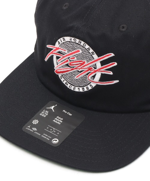 JORDAN BRAND(ジョーダンブランド)の「JORDAN BRAND U J PRO CAP US FB DC 5PNL FLT / ジョーダン ブランド プロ キャップ US FB DC 5PNL FLT / NIKE【SP】(キャップ・メンズ・グレー/ブラック・L/XL)」の3枚目の写真