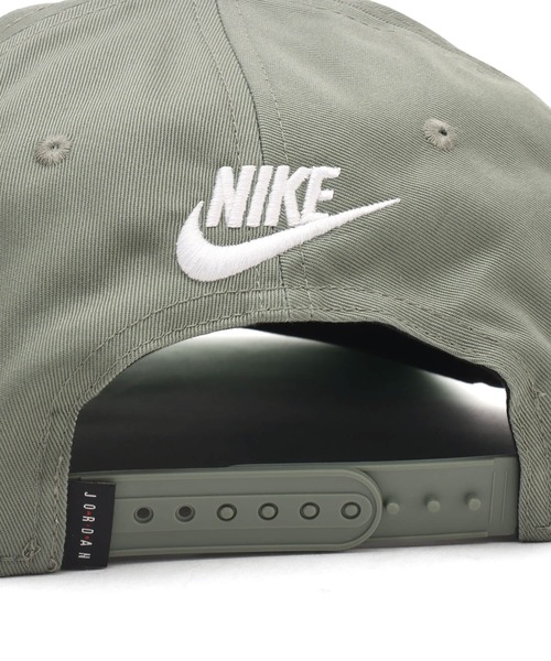 JORDAN BRAND(ジョーダンブランド)の「JORDAN BRAND U J PRO CAP US FB DC 5PNL FLT / ジョーダン ブランド プロ キャップ US FB DC 5PNL FLT / NIKE【SP】(キャップ・メンズ・グレー/ブラック・L/XL)」の11枚目の写真