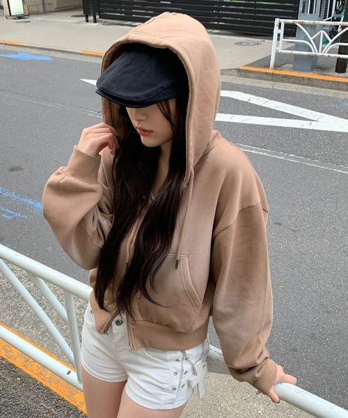 lilful（リルフル）の「スプレー加工 ショート丈 ダブルジップパーカー（パーカー・レディース・ピンク/ブラック/ベージュ/グレー・F）」の3枚目の写真
