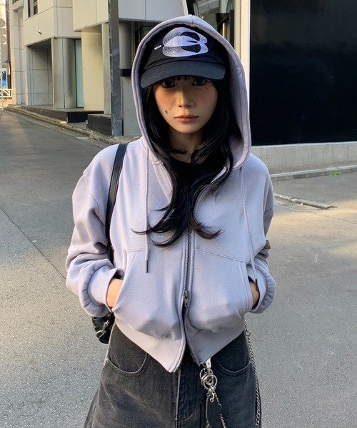 lilful（リルフル）の「スプレー加工 ショート丈 ダブルジップパーカー（パーカー・レディース・ピンク/ブラック/ベージュ/グレー・F）」の22枚目の写真