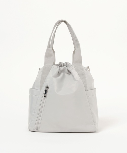 LEPSIM（レプシィム）の「【500mlペットボトルも入る】ユーティリティ巾着バッグ　633023（ショルダーバッグ・レディース・ブラック/カーキ/ライトグレー・ONE SIZE）」の7枚目の写真