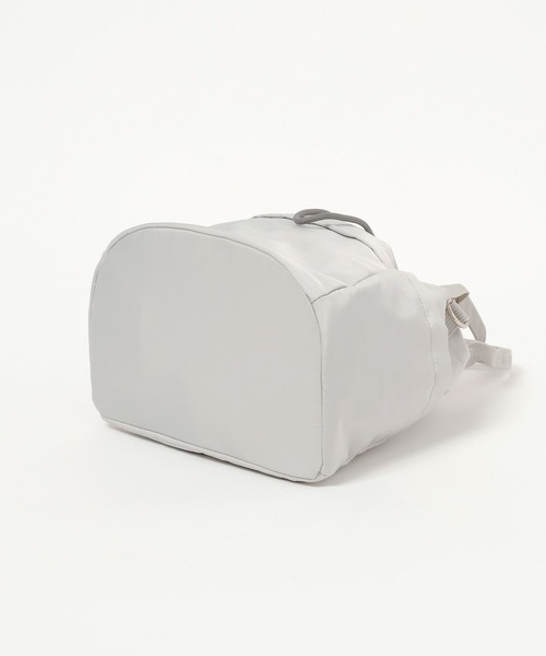 LEPSIM（レプシィム）の「【500mlペットボトルも入る】ユーティリティ巾着バッグ　633023（ショルダーバッグ・レディース・ブラック/カーキ/ライトグレー・ONE SIZE）」の8枚目の写真