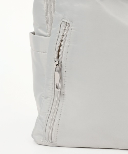 LEPSIM（レプシィム）の「【500mlペットボトルも入る】ユーティリティ巾着バッグ　633023（ショルダーバッグ・レディース・ブラック/カーキ/ライトグレー・ONE SIZE）」の14枚目の写真