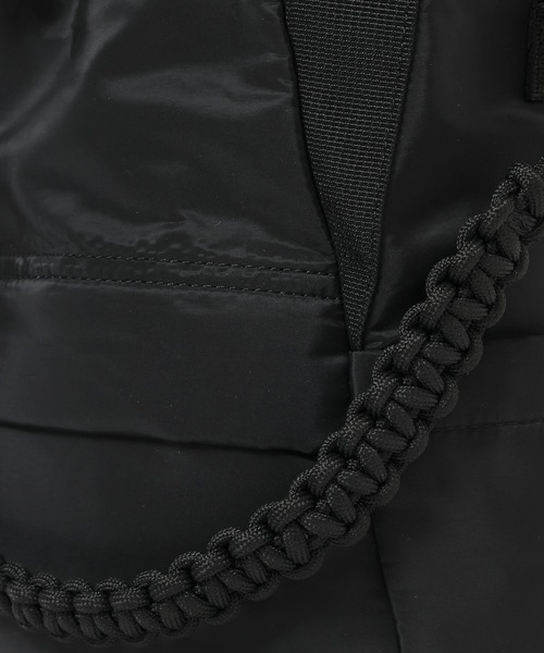 LEPSIM（レプシィム）の「【500mlペットボトルも入る】ユーティリティ巾着バッグ　633023（ショルダーバッグ・レディース・ブラック/カーキ/ライトグレー・ONE SIZE）」の22枚目の写真