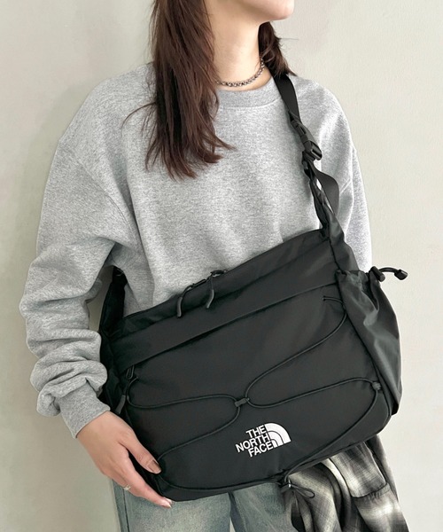 BN5625●THE NORTH FACE メッセンジャーバッグ ブラック セール】国内未発売 THE NORTH FACE(ザ・ノースフェイス)/軽量 A4収納