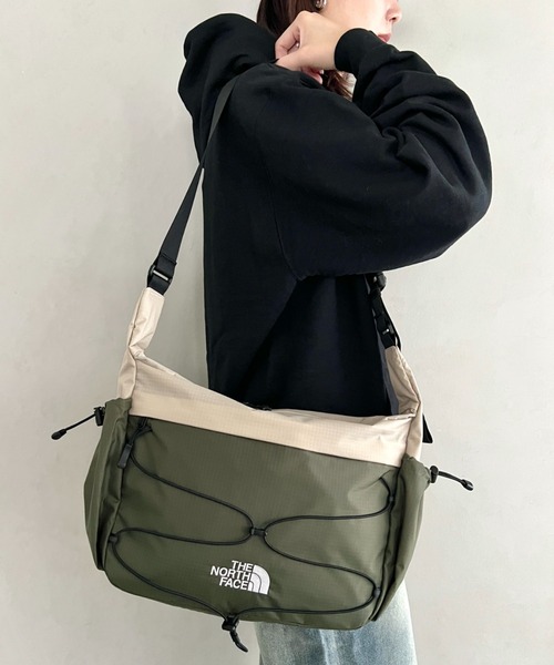 セール】国内未発売 THE NORTH FACE(ザ・ノースフェイス)/軽量 A4収納