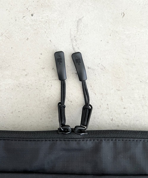 THE NORTH FACE（ザノースフェイス）の「THE NORTH FACE(ザ・ノースフェイス)/軽量 A4収納可 大容量 メッセンジャーバッグ ショルダーバッグ/BOREALIS SOFT MESSENGER（ショルダーバッグ・レディース・ブラック/ベージュ/カーキ・FREE）」の11枚目の写真