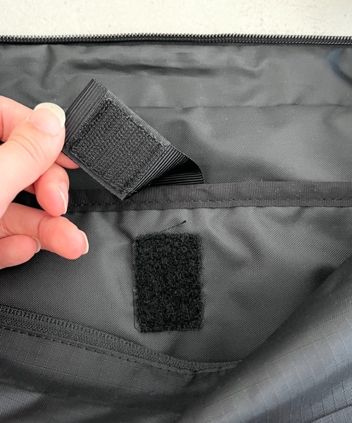 THE NORTH FACE（ザノースフェイス）の「THE NORTH FACE(ザ・ノースフェイス)/軽量 A4収納可 大容量 メッセンジャーバッグ ショルダーバッグ/BOREALIS SOFT MESSENGER（ショルダーバッグ・レディース・ブラック/ベージュ/カーキ・FREE）」の16枚目の写真
