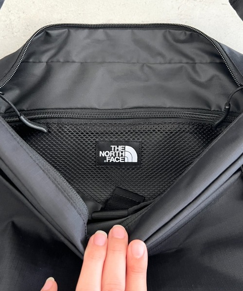 THE NORTH FACE（ザノースフェイス）の「THE NORTH FACE(ザ・ノースフェイス)/軽量 A4収納可 大容量 メッセンジャーバッグ ショルダーバッグ/BOREALIS SOFT MESSENGER（ショルダーバッグ・レディース・ブラック/ベージュ/カーキ・FREE）」の17枚目の写真