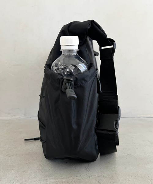 THE NORTH FACE（ザノースフェイス）の「THE NORTH FACE(ザ・ノースフェイス)/軽量 A4収納可 大容量 メッセンジャーバッグ ショルダーバッグ/BOREALIS SOFT MESSENGER（ショルダーバッグ・レディース・ブラック/ベージュ/カーキ・FREE）」の19枚目の写真
