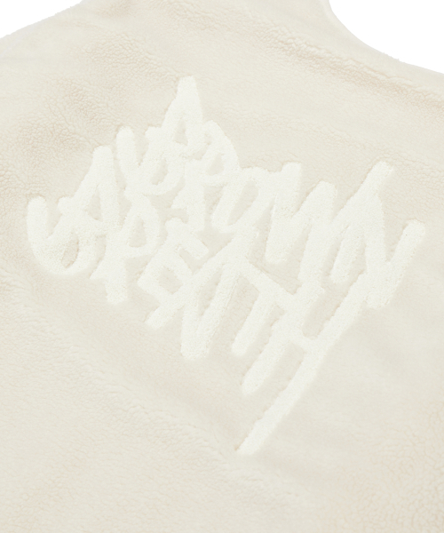 BROWNBREATH（ブラウンブレス）の「ECO REVERSIBLE BOA JUMPER - BEIGE（その他アウター・レディース・その他・L/XL）」の4枚目の写真