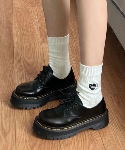 LAC-VERT（ラック・ヴェール）の「厚底レースアップシューズ（ドレスシューズ・レディース・ブラック・SMALL/MEDIUM/LARGE）」の9枚目の写真