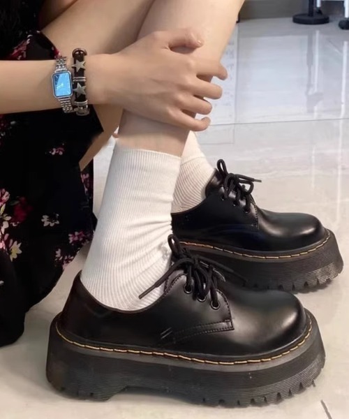 LAC-VERT（ラック・ヴェール）の「厚底レースアップシューズ（ドレスシューズ・レディース・ブラック・SMALL/MEDIUM/LARGE）」の3枚目の写真