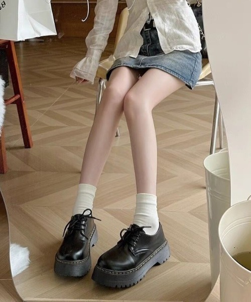 LAC-VERT（ラック・ヴェール）の「厚底レースアップシューズ（ドレスシューズ・レディース・ブラック・SMALL/MEDIUM/LARGE）」の7枚目の写真