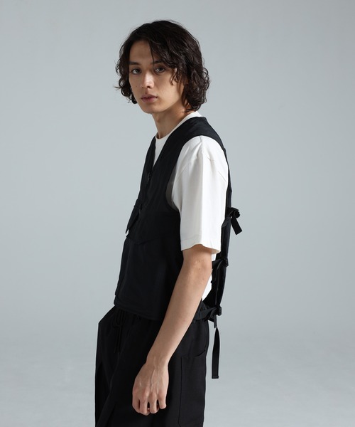 Y-3(ワイスリー)の「Y-3 TACTICAL UTILITY VEST(その他アウター・メンズ・ブラック・X-SMALL/SMALL/MEDIUM/LARGE)」の7枚目の写真