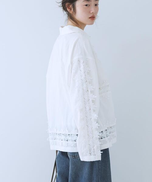 KBF（ケイビーエフ）の「ヴィンテージライクレースシャツ（シャツ/ブラウス・レディース・ダークブラウン/オフホワイト/ブラック・ONE）」の12枚目の写真