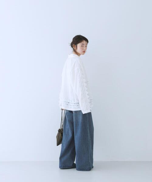 KBF（ケイビーエフ）の「ヴィンテージライクレースシャツ（シャツ/ブラウス・レディース・ダークブラウン/オフホワイト/ブラック・ONE）」の16枚目の写真