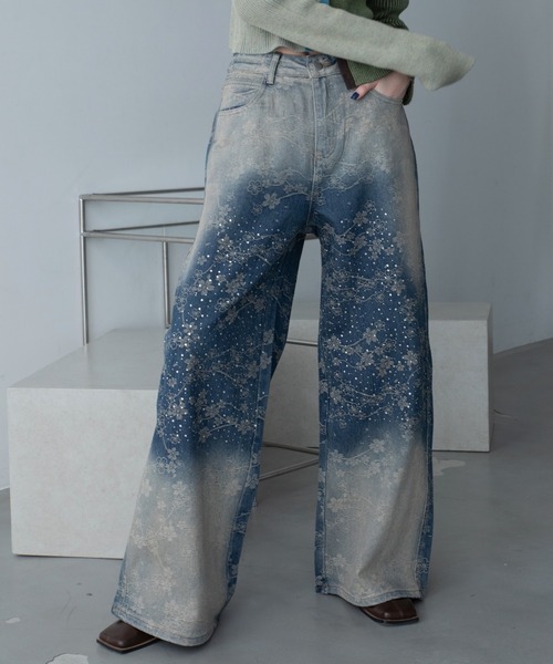 VACANCY（ヴァカンシー）の「ヴィンテージフラワー柄オーロラストーンデニム（デニムパンツ・レディース・ブルー・LARGE/MEDIUM/SMALL）」の8枚目の写真