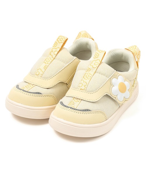 IFME(イフミー)の「KIDS|ifme CALIN デイジー ifme patto スニーカー【直営店限定】(スニーカー・キッズ・ピンク/イエロー/パープル・15.0cm/15.5cm/16.0cm/16.5cm/17.0cm/17.5cm/18.0cm/18.5cm/19.0cm/19.5cm/20.0cm/20.5cm/21.0cm)」の2枚目の写真