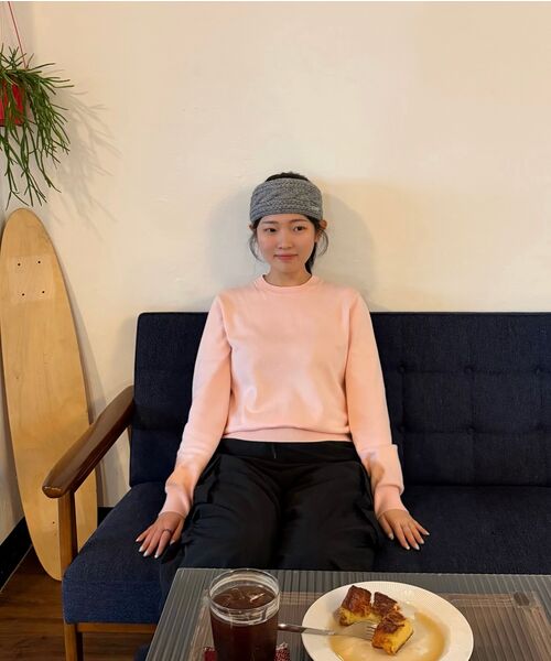 MUSINSA STANDARD WOMAN（ムシンサスタンダードウーマン）の「ウィメンズ ウォッシャブル スーピマコットンクルーネックニット [ローズウォーター]（ニット/セーター・レディース・その他・SMALL/MEDIUM/LARGE/X-SMALL）」の2枚目の写真