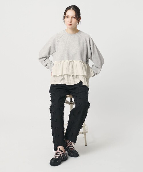 BEAUTY&YOUTH UNITED ARROWS（ビューティーアンドユースユナイテッドアローズ）の「【WEB限定】ティアード スウェットプルオーバー（スウェット・レディース・ブラック/グレー/オフホワイト・FREE）」の12枚目の写真