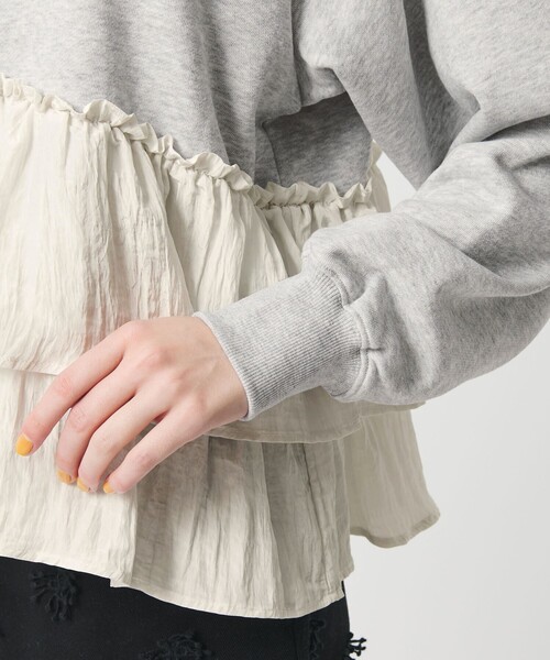 BEAUTY&YOUTH UNITED ARROWS（ビューティーアンドユースユナイテッドアローズ）の「【WEB限定】ティアード スウェットプルオーバー（スウェット・レディース・ブラック/グレー/オフホワイト・FREE）」の17枚目の写真
