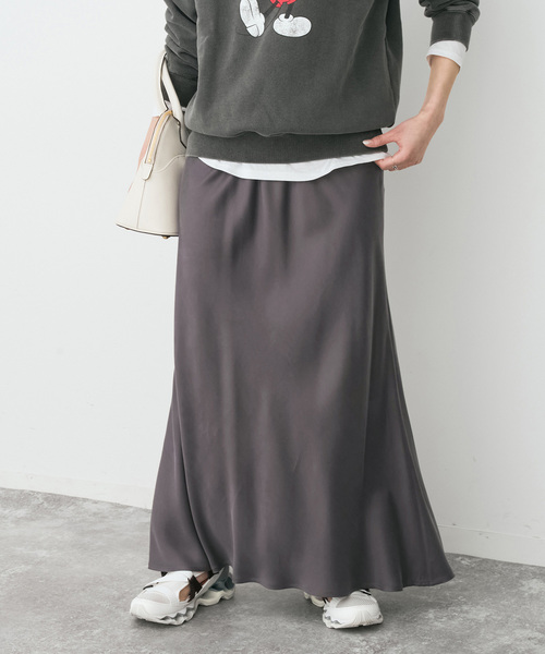 Spick & Span(スピックアンドスパン)の「ウォッシャブルキュプラ マキシスカート(スカート・レディース・チャコールグレー/モカ/ベージュ・36/38)」の1枚目の写真