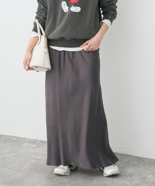 Spick & Span(スピックアンドスパン)の「ウォッシャブルキュプラ マキシスカート(スカート・レディース・チャコールグレー/モカ/ベージュ・36/38)」の4枚目の写真