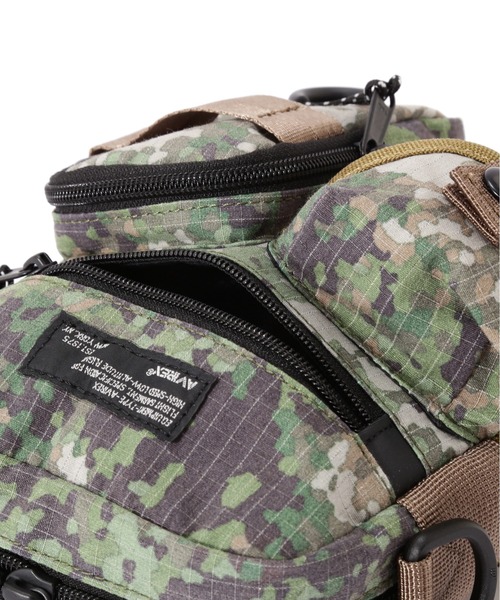 AVIREX(アヴィレックス)の「《直営店限定》REFLECTOR RIP MINI POCHETTE / リフレクター リップ ミニポシェット / AVIREX / アヴィレックス(ショルダーバッグ・メンズ・グリーン系カモフラージュ/ブラック・FREE)」の22枚目の写真