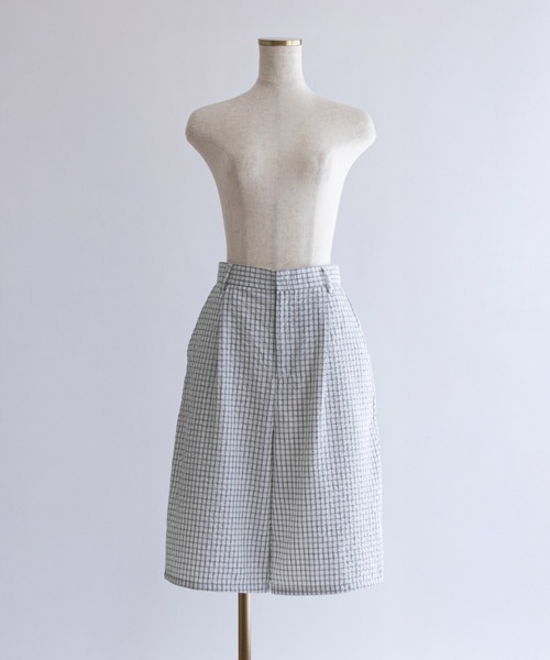 EN NEUME(エンノイム)の「【Set Up】Soft Seersucker Half Pants / 【セットアップ対応】シアサッカーハーフパンツ(その他パンツ・レディース・ブルー/アイボリー/ベージュ・FREE)」の14枚目の写真