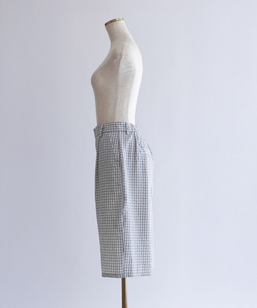 EN NEUME(エンノイム)の「【Set Up】Soft Seersucker Half Pants / 【セットアップ対応】シアサッカーハーフパンツ(その他パンツ・レディース・ブルー/アイボリー/ベージュ・FREE)」の16枚目の写真
