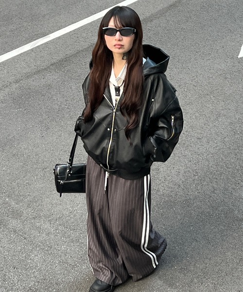 Figments（フィグメンツ）の「合皮フーデッドブルゾン（ブルゾン・レディース・ブラック・X-LARGE/LARGE）」の10枚目の写真