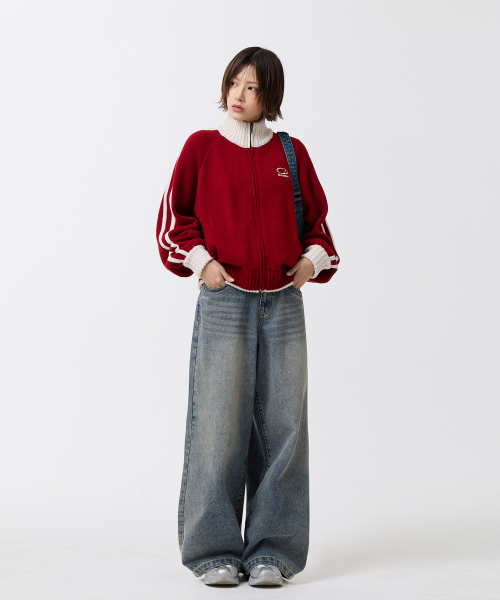 ODD STUDIO（オッドスタジオ）の「スポーティトラックセミクロップニットジップアップ - RED（ニット/セーター・レディース・レッド・ONE）」の9枚目の写真