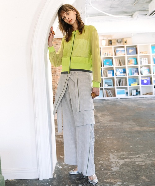 AULA AILA（アウラアイラ）の「シアードッキング３ボタンカーディガン（カーディガン/ボレロ・レディース・ライム/ブラック/アイボリー・0）」の19枚目の写真