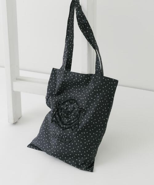 SMELLY（スメリー）の「MELLYトート（トートバッグ・レディース・ベージュ系その他/ライトブルー/アイボリー/チャコールグレー/グリーン系その他・-）」の2枚目の写真