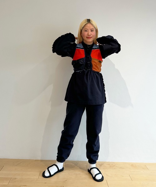 HOLIDAY（ホリデイ）の「HOLIDAY PACKABLE VEST ホリデイパッカブルベスト（ベスト・レディース・マルチ/ブラック・ONE SIZE）」の19枚目の写真