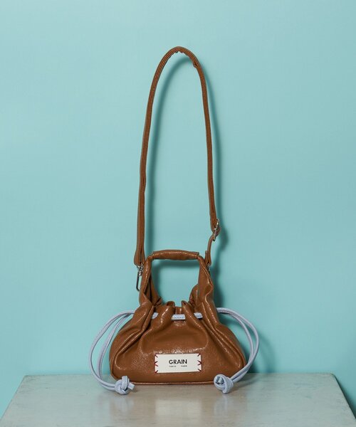 GRAIN（グレイン）の「【GRAIN/グレイン】ヴィンテージステッチミニ巾着ハンドバッグ（ショルダーバッグ・レディース・ネイビー/ブラウン/レッド・FREE）」の2枚目の写真