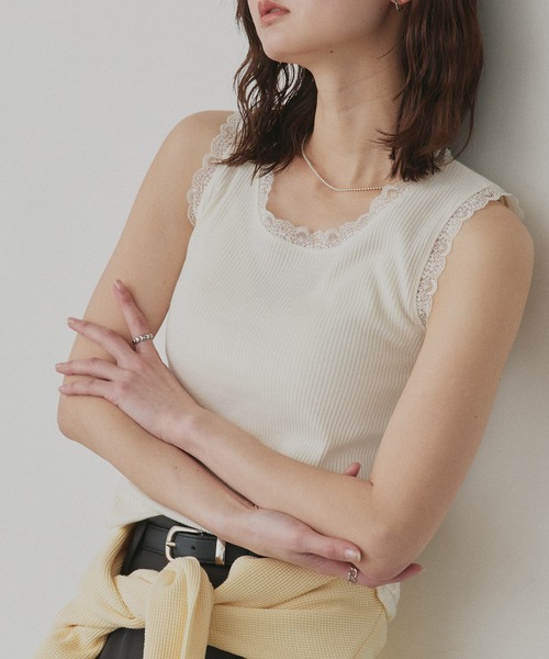 ad thie（アドティエ）の「アソート クルーネック レース タンクトップ（タンクトップ・レディース・アイボリー/ブラック/ドット/オートミール・MEDIUM/LARGE）」の3枚目の写真