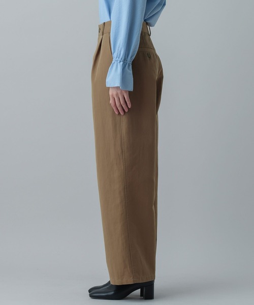 GLOBAL WORK(グローバルワーク)の「MATINEE LINE/チノワイドパンツ/636116(その他パンツ・レディース・オフホワイト/ブラウン系その他6・LARGE/MEDIUM)」の17枚目の写真