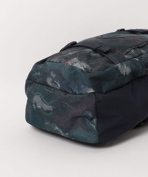 DAKINE（ダカイン）の「DAKINE MISSION BACKPACK 18L バックパック/リュック 【2026年春夏モデル】（バックパック/リュック・メンズ・ブルー系その他/グレー系その他・FREE）」の5枚目の写真