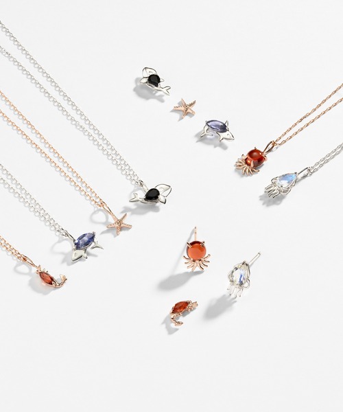 Jewel closet by L&Co.(ジュエルクローゼットバイエルアンドコー)の「K10 ホワイトゴールド イカ ピアス(ピアス(両耳用)・レディース・ホワイトゴールド・FREE)」の7枚目の写真