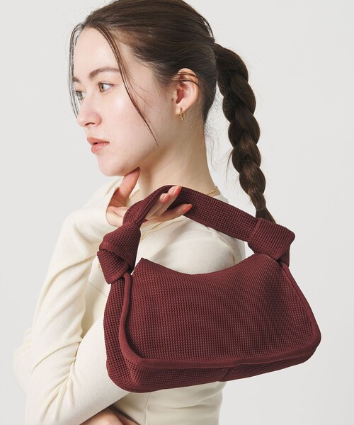 BEAUTY&YOUTH UNITED ARROWS（ビューティーアンドユースユナイテッドアローズ）の「ワッフル タイ ショルダーバッグ（ショルダーバッグ・レディース・ブラウン系/ライトピンク・FREE）」の5枚目の写真