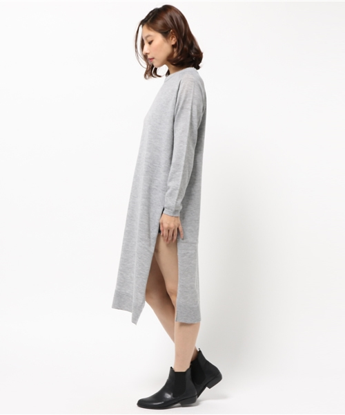 VENCEEXCHANGE（ヴァンスエクスチェンジ）の「サイドスリットワンピース       （Tシャツ/カットソー・レディース・ベージュ/グレー・MEDIUM）」の5枚目の写真