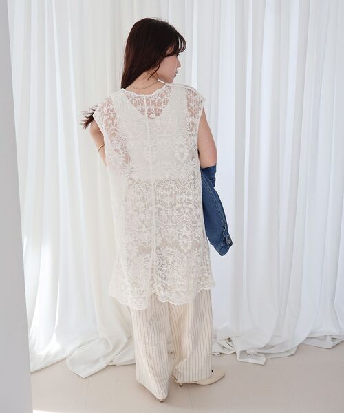 le.coeur blanc（ルクールブラン）の「TORRAZZO DONNAエンブロイダリーレースジレ（ベスト・レディース・チャコールグレー/ホワイト・38）」の6枚目の写真